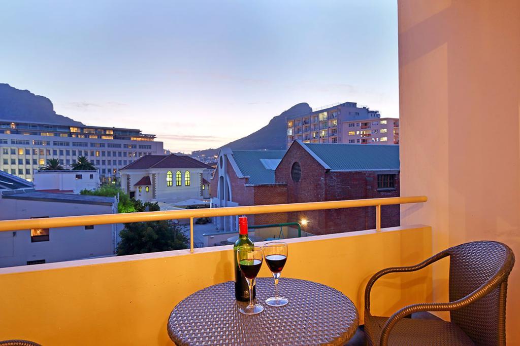 Afribode'S Studio Martini Cape Town Exterior foto